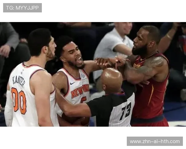 切尔西詹姆斯后点抢点头球破网：科技助力下的顶级训练秘籍